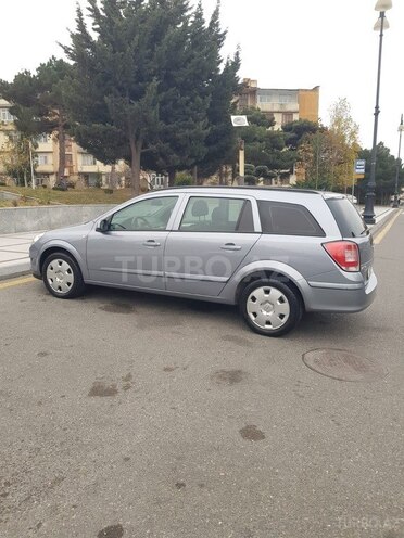Opel Astra 2009, 130,000 km - 1.4 l - Bakı