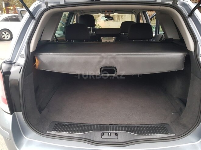 Opel Astra 2009, 130,000 km - 1.4 l - Bakı