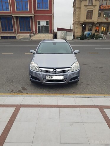 Opel Astra 2009, 130,000 km - 1.4 l - Bakı
