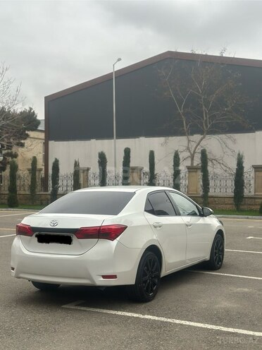 Toyota Corolla 2014, 181,003 km - 1.6 l - Bakı