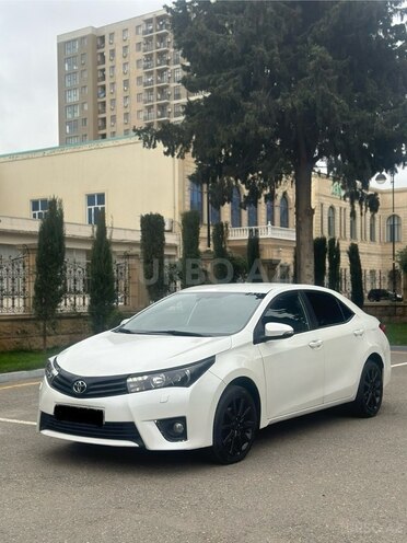 Toyota Corolla 2014, 181,003 km - 1.6 l - Bakı