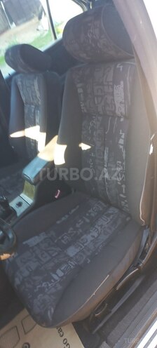 Mercedes E 200 1996, 250,000 km - 2.0 l - Masallı