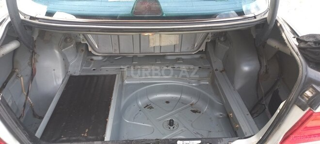 Mercedes E 200 1996, 250,000 km - 2.0 l - Masallı