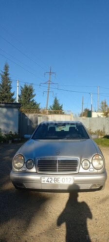 Mercedes E 200 1996, 250,000 km - 2.0 l - Masallı