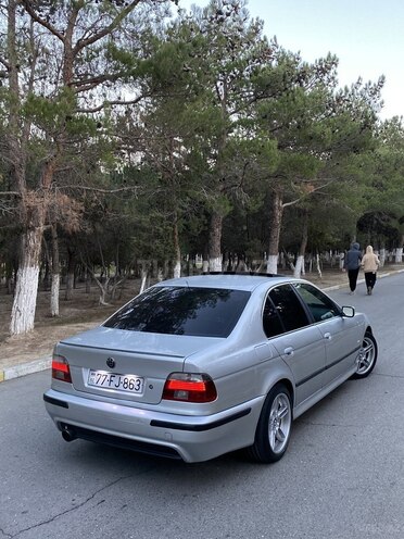 BMW 528 1998, 221,500 km - 2.8 l - Sumqayıt