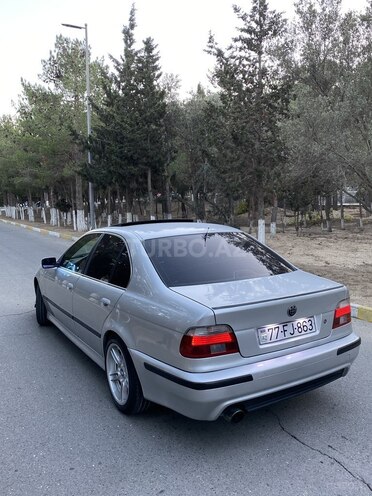 BMW 528 1998, 221,500 km - 2.8 l - Sumqayıt