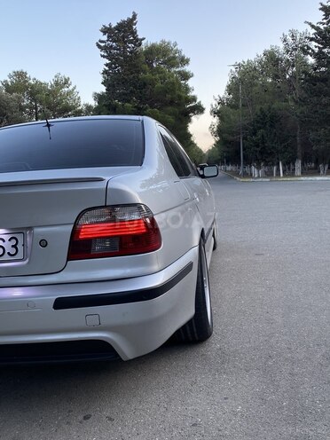 BMW 528 1998, 221,500 km - 2.8 l - Sumqayıt