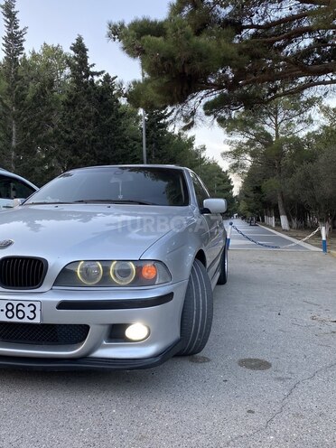BMW 528 1998, 221,500 km - 2.8 l - Sumqayıt