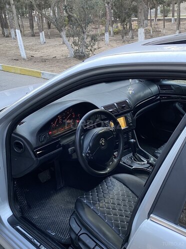 BMW 528 1998, 221,500 km - 2.8 l - Sumqayıt