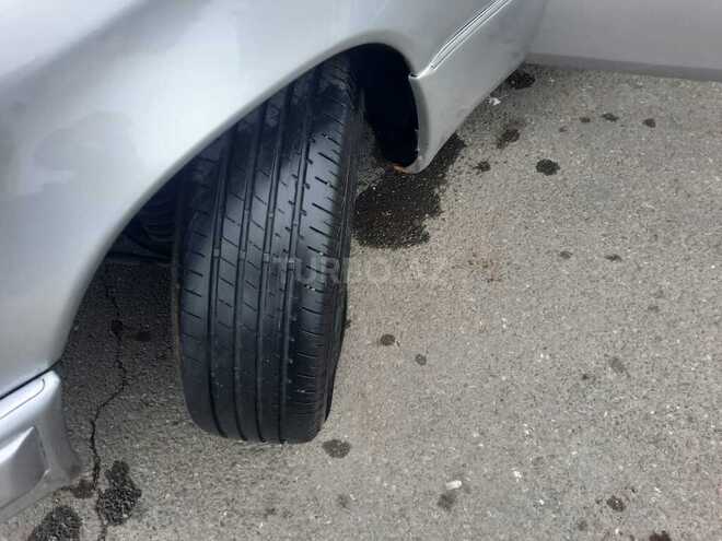 Mercedes E 220 1993, 478,240 km - 2.2 л - Qazax