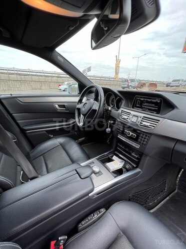 Mercedes E 250 2013, 263,000 km - 2.2 л - Bakı