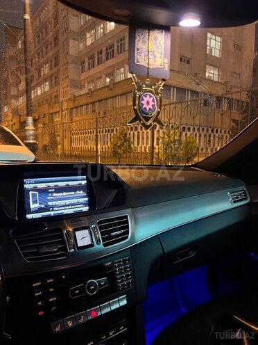 Mercedes E 250 2013, 263,000 km - 2.2 л - Bakı