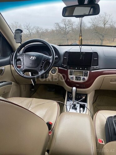 Hyundai Santa Fe 2022, 210,000 km - 2.7 l - Qax