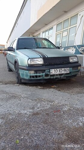 Volkswagen Golf 1992, 120,000 km - 1.8 l - Bakı