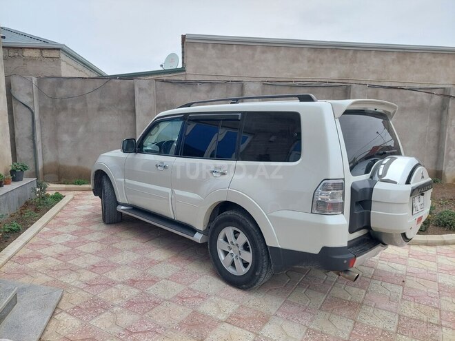 Mitsubishi Pajero 2008, 210,000 km - 3.0 л - Bakı