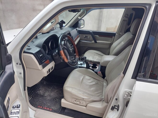 Mitsubishi Pajero 2008, 210,000 km - 3.0 л - Bakı