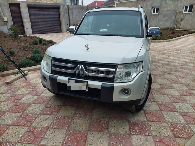 Mitsubishi Pajero 2008, 210,000 km - 3.0 л - Bakı