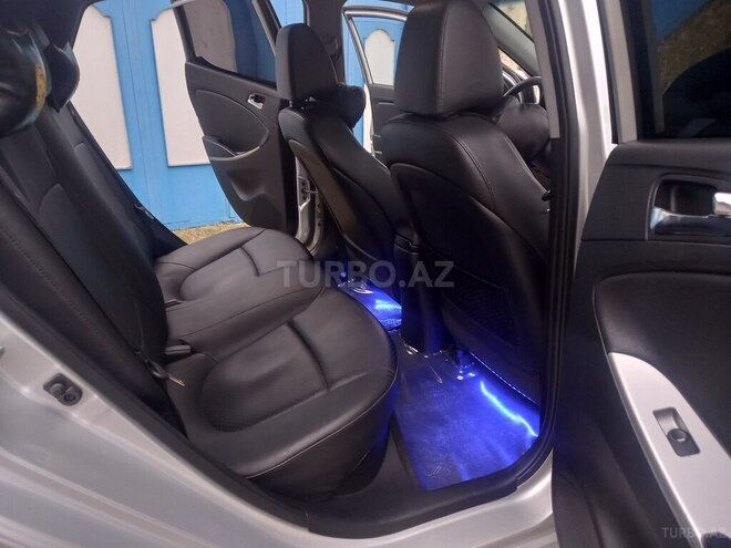 Hyundai Accent 2014, 20,700 km - 1.4 л - Ağdaş