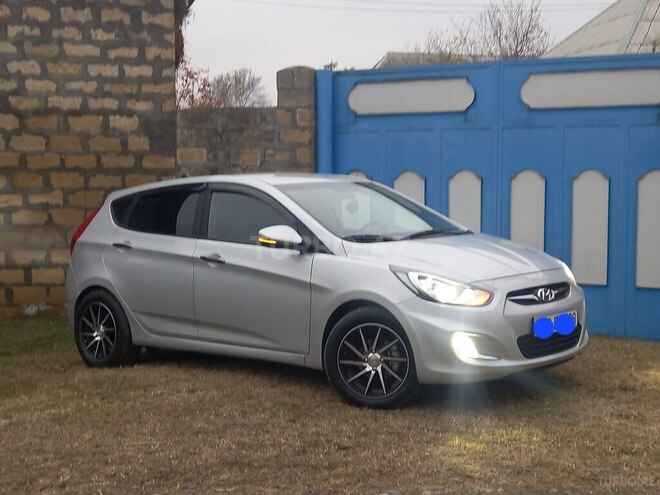 Hyundai Accent 2014, 20,700 km - 1.4 л - Ağdaş