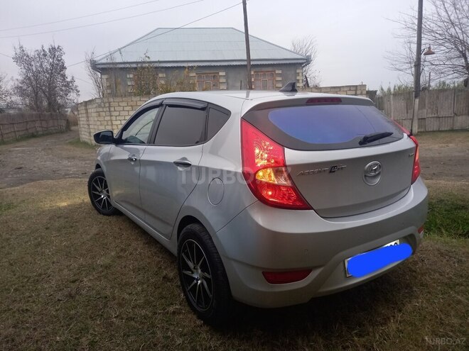 Hyundai Accent 2014, 20,700 km - 1.4 л - Ağdaş