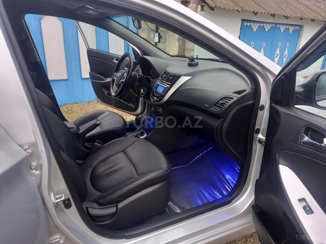 Hyundai Accent 2014, 20,700 km - 1.4 л - Ağdaş