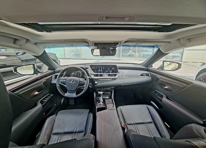Lexus ES 300h 2021, 24,000 km - 2.5 l - Bakı