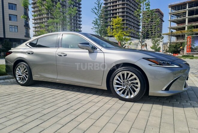 Lexus ES 300h 2021, 24,000 km - 2.5 l - Bakı