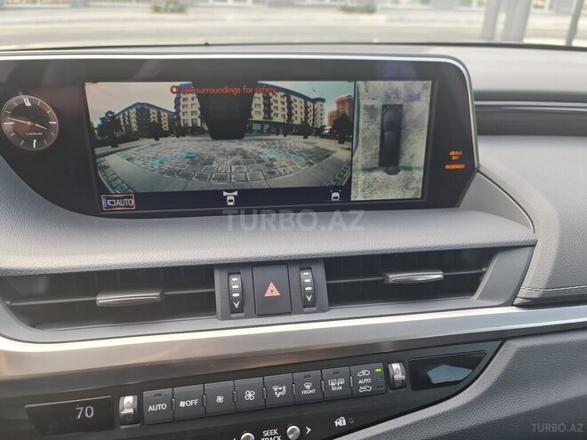 Lexus ES 300h 2021, 24,000 km - 2.5 l - Bakı