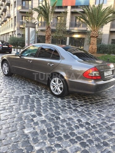 Mercedes E 220 2007, 296,256 km - 2.2 l - Bakı