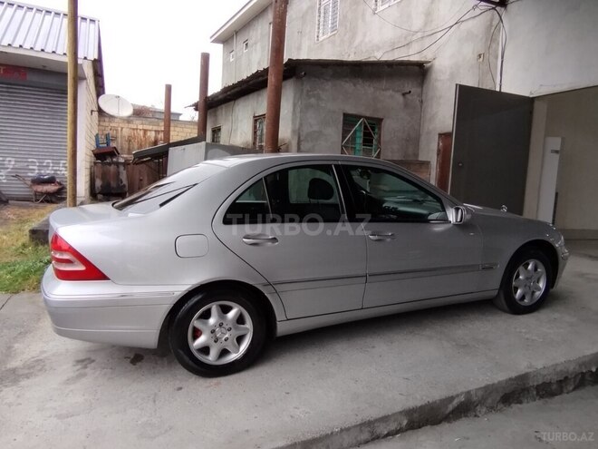 Mercedes C 200 2000, 233,400 km - 2.0 l - Bakı