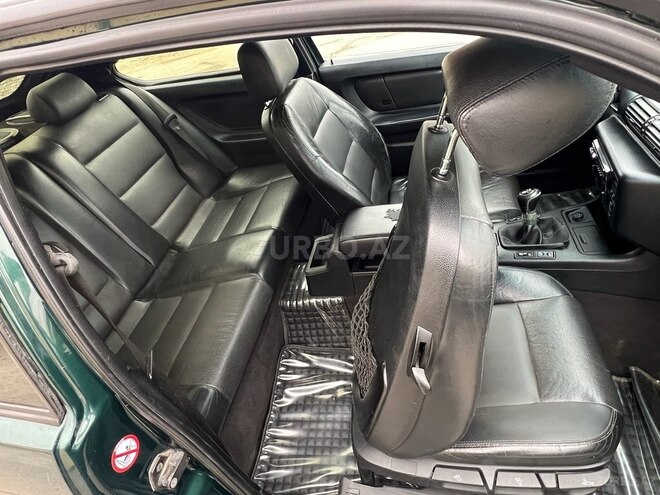 BMW 320 2000, 312,000 km - 2.0 l - Bakı