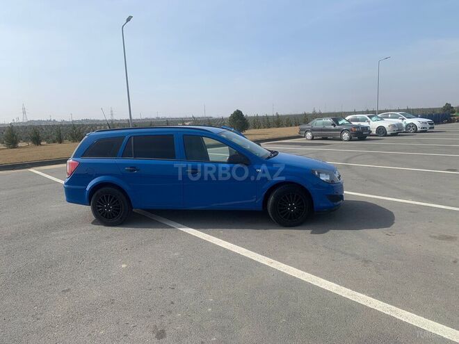 Opel Astra 2010, 36,000 km - 1.3 l - Bakı