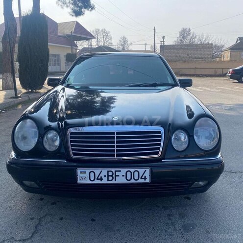 Mercedes E 270 1999, 250,000 km - 2.7 l - Bakı