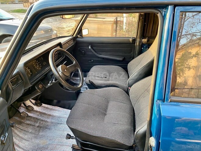 LADA (VAZ) 2107 2001, 95,000 km - 1.6 l - Salyan