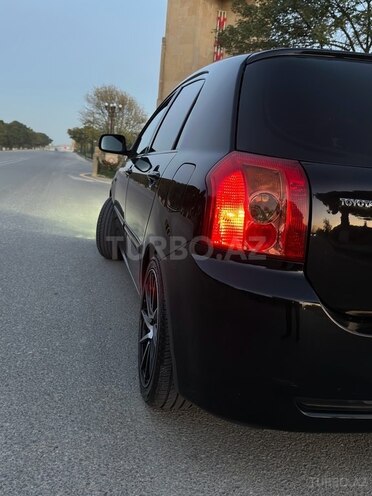 Toyota Corolla 2005, 97,200 km - 1.4 л - Şabran