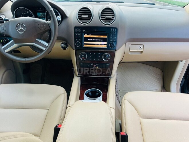 Mercedes ML 350 2010, 210,886 km - 3.5 l - Bakı