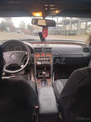 Mercedes C 220 1995, 384,000 km - 2.2 l - Bakı