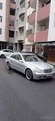 Mercedes C 200 2002, 290,000 km - 2.0 л - Bakı