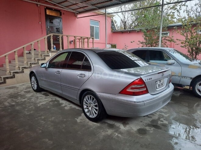 Mercedes C 240 2001, 300,000 km - 2.4 l - Şirvan