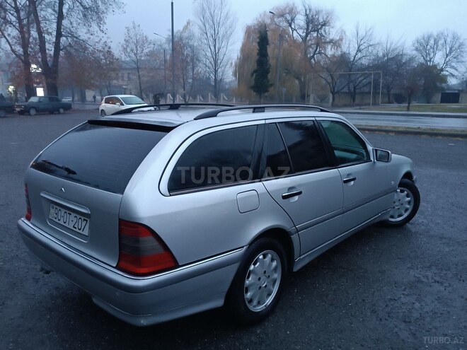 Mercedes C 200 2000, 156,700 km - 2.0 л - İsmayıllı