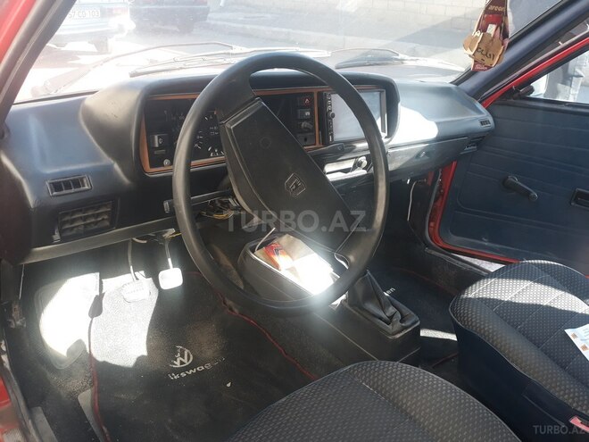 Volkswagen Passat 1978, 245,580 km - 1.6 л - Gəncə