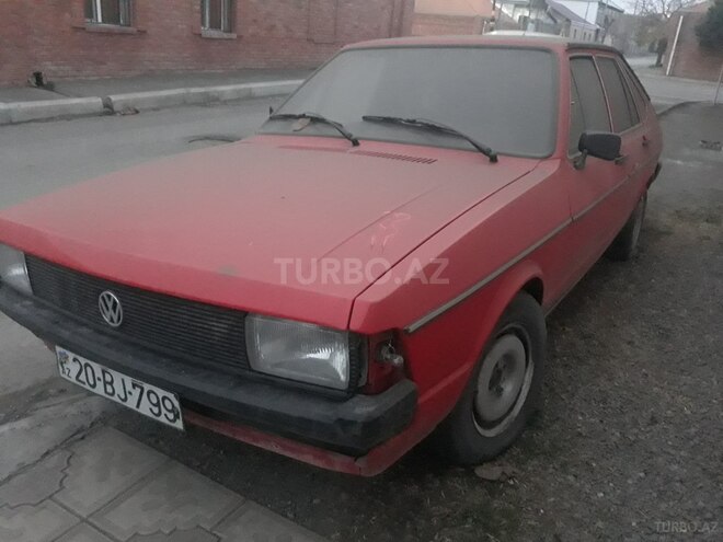Volkswagen Passat 1978, 245,580 km - 1.6 л - Gəncə