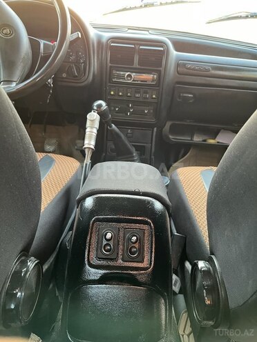 GAZ 31105 2006, 320,000 km - 2.4 l - Bakı