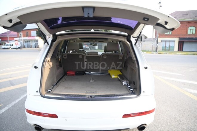 Audi Q7 2009, 195,000 km - 4.2 l - Lənkəran