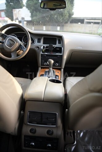 Audi Q7 2009, 195,000 km - 4.2 l - Lənkəran
