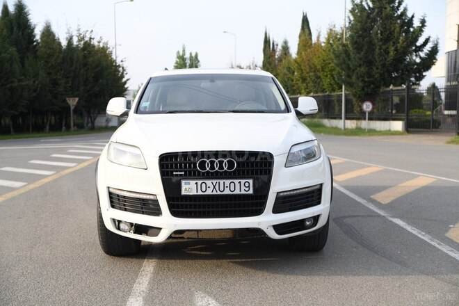 Audi Q7 2009, 195,000 km - 4.2 l - Lənkəran