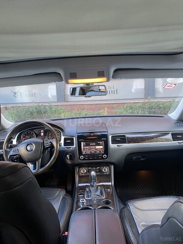 Volkswagen Touareg 2011, 133,000 km - 3.6 l - Bakı