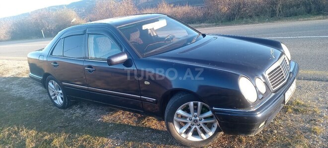 Mercedes E 280 1996, 500,000 km - 2.8 l - Qusar