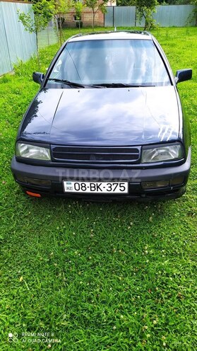 Volkswagen Vento 1994, 100,000 km - 1.9 л - Balakən