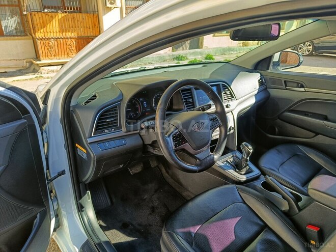 Hyundai Elantra 2016, 184,113 km - 1.6 l - Bakı
